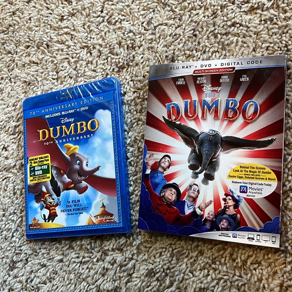 BNWT Disney Dumbo Blu-Ray Bundle featuring the animated & live-action films!!